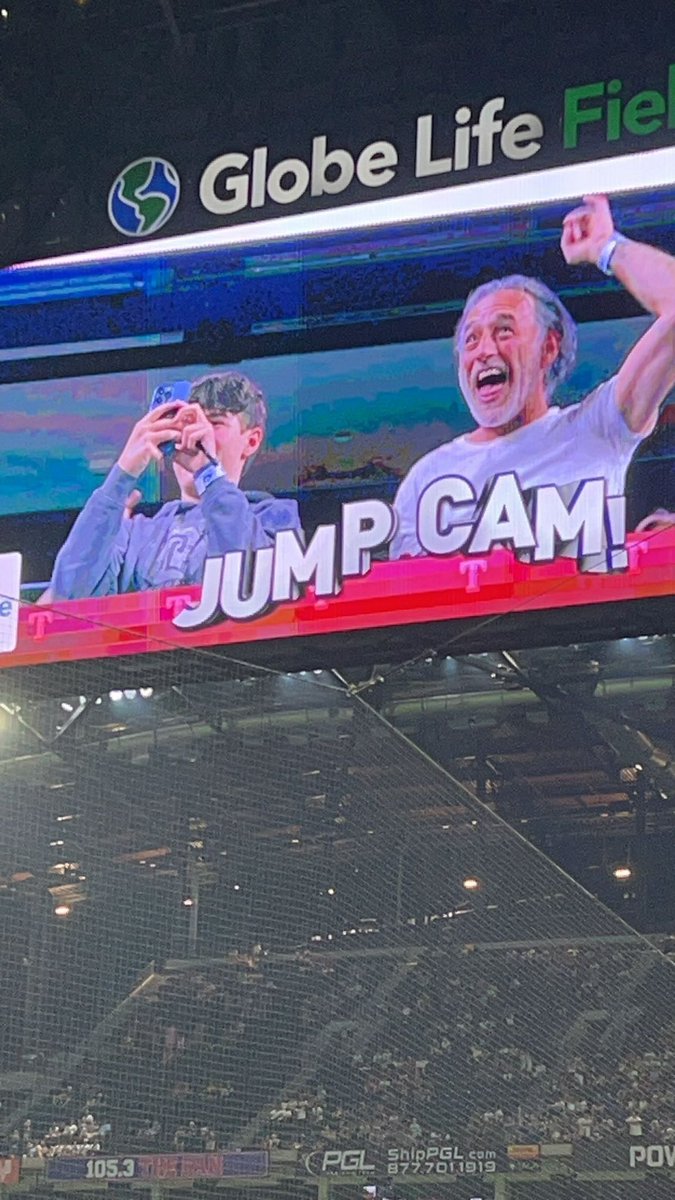 JasonBrookner's tweet image. On  the JumboTron tonite at @GlobeLifeField !!