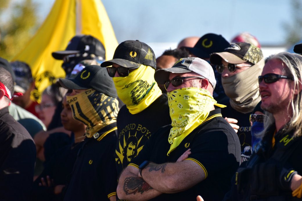WorstCookDavidR's tweet photo. @KariLake But you don’t seem to have a problem with the Proud Boys wearing Masks. https://t.co/DV57ISewyM