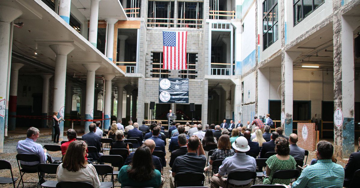 CREW_Clt's tweet image. SPONSOR TAKEOVER! We’re excited to take over CREW’s social to share a bit about @ChoateCo. For 30+ years, we’ve been blessed by the opportunity to help shape businesses and transform the Queen City skyline through our commercial construction services. #ReputationisEverything