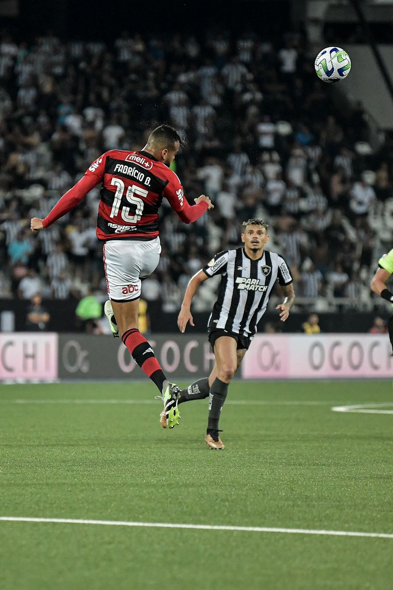 fabriciobruno96's tweet photo. Vitória importante no clássico, rapaziada. Parabéns a todos. Vamos em frente! 🔴⚫️
#GratidãoDeus #FB15 https://t.co/3MzbSm8mQl