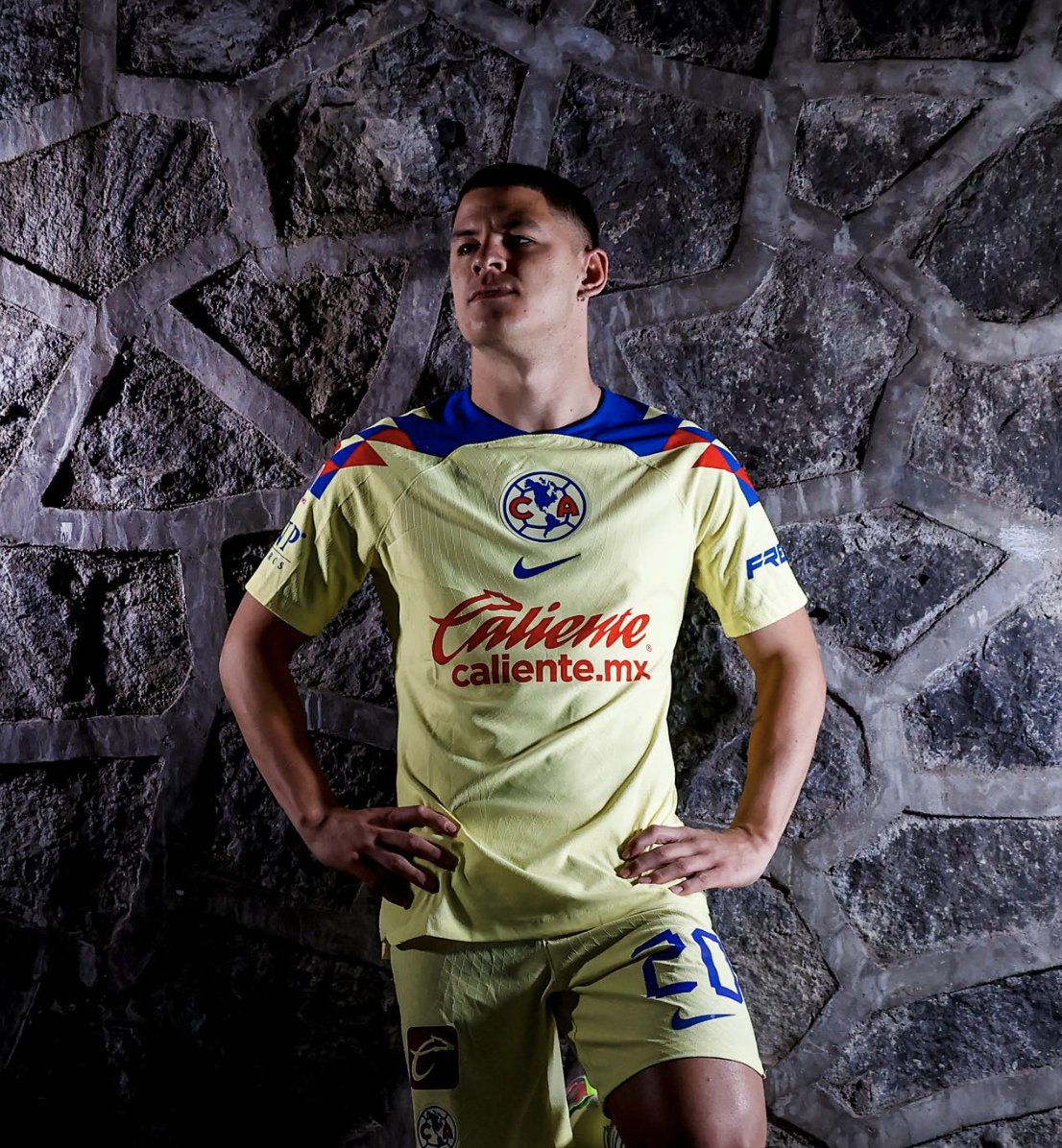 "Si no es GOLAZO, no cuenta".  

— Richard Sánchez, SIEMPRE.