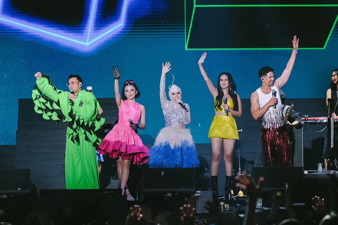 Melly Goeslaw feat. Bukan Bintang Biasa ❤️❤️😍 #SynchronizeFest23

Photo from Instagram synchronizefest