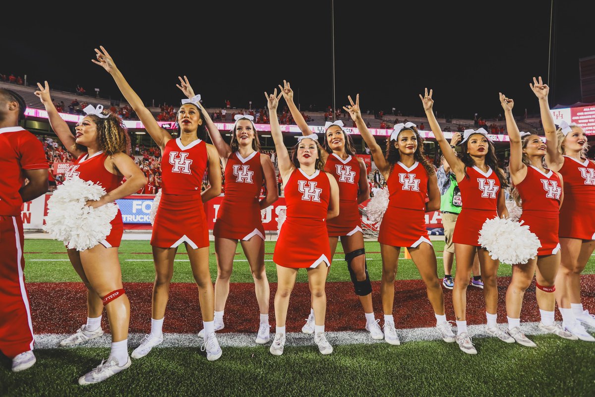 S/O the best spirit squad in the world! 

<a href="/SpiritofUH/">The Spirit of Houston</a> ❤️ <a href="/UHcheerleading/">UH Cheerleading</a>