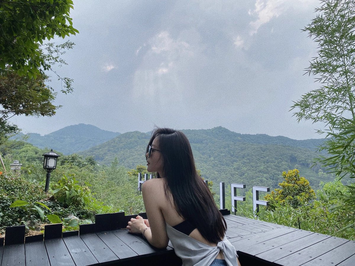 xianguochen's tweet photo. 天气不好 但空气很甜 https://t.co/emhitsgeX7
