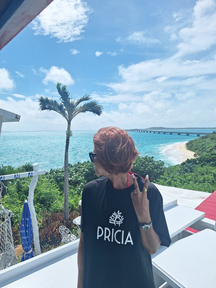keikei6720's tweet photo. 池間島🌴で与論プリシアTシャツw
OHAMAテラスで池間大橋眺めながらタコライス♡
絶景🌺🏖️ウミガメも沢山泳いでました!
#宮古島 #池間島 #OHAMA #OHAMAテラス #池間大橋 #与論�� #プリシアリゾート #PRICIA #旅行好きな人と繋がりたい https://t.co/nz6IrbRNRk