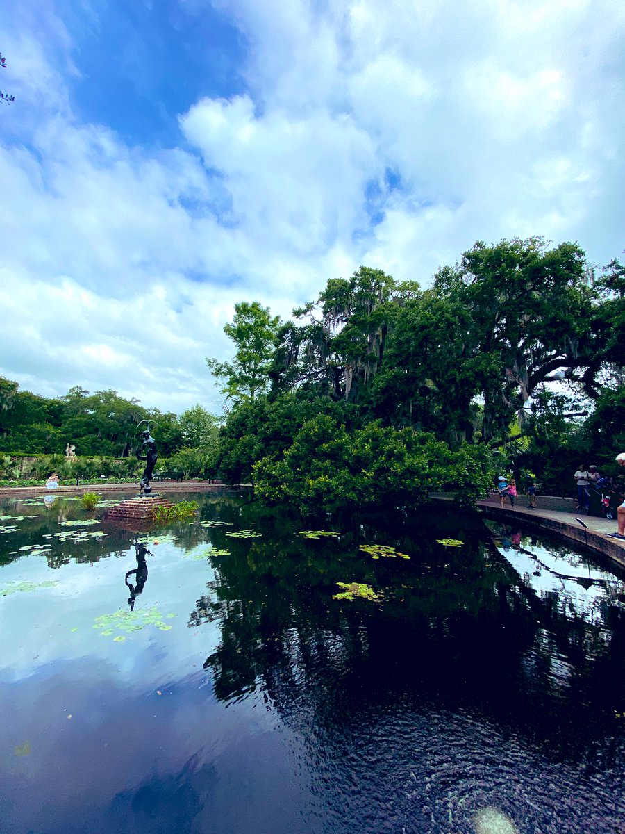 TealSeptember's tweet photo. #BrookgreenGardens #Botanicalgarden in #GeorgetownCounty, #SouthCarolina Named one of the Top 10 Gardens in the US by Trip advisor. It has sculpture gardens and wildlife preserve,located just south of #MurrellsInlet. It has 9,100-acres.We had a wonderful time there.#garden #zoo https://t.co/vzIhgWQQeL