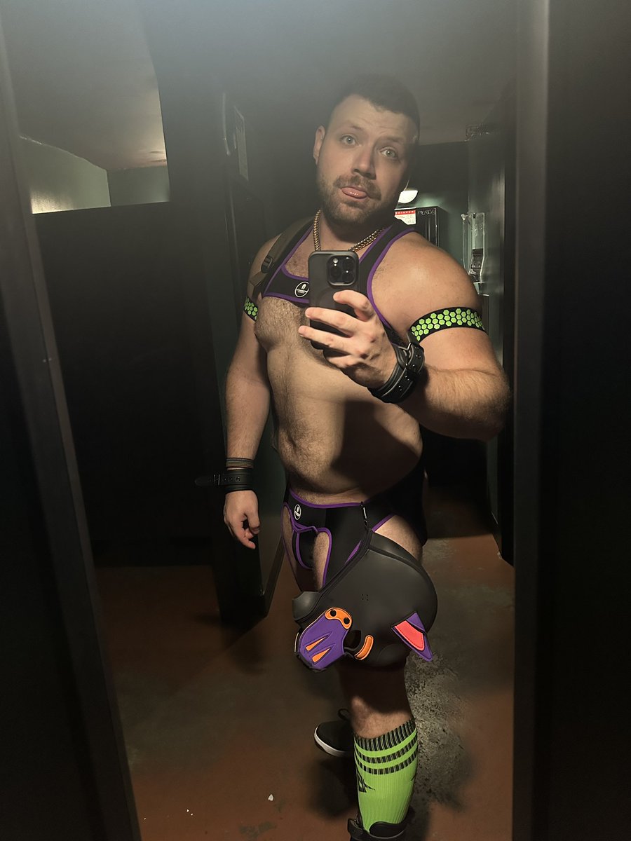 Hypno-Thighs 🔜 Bsky tweet media