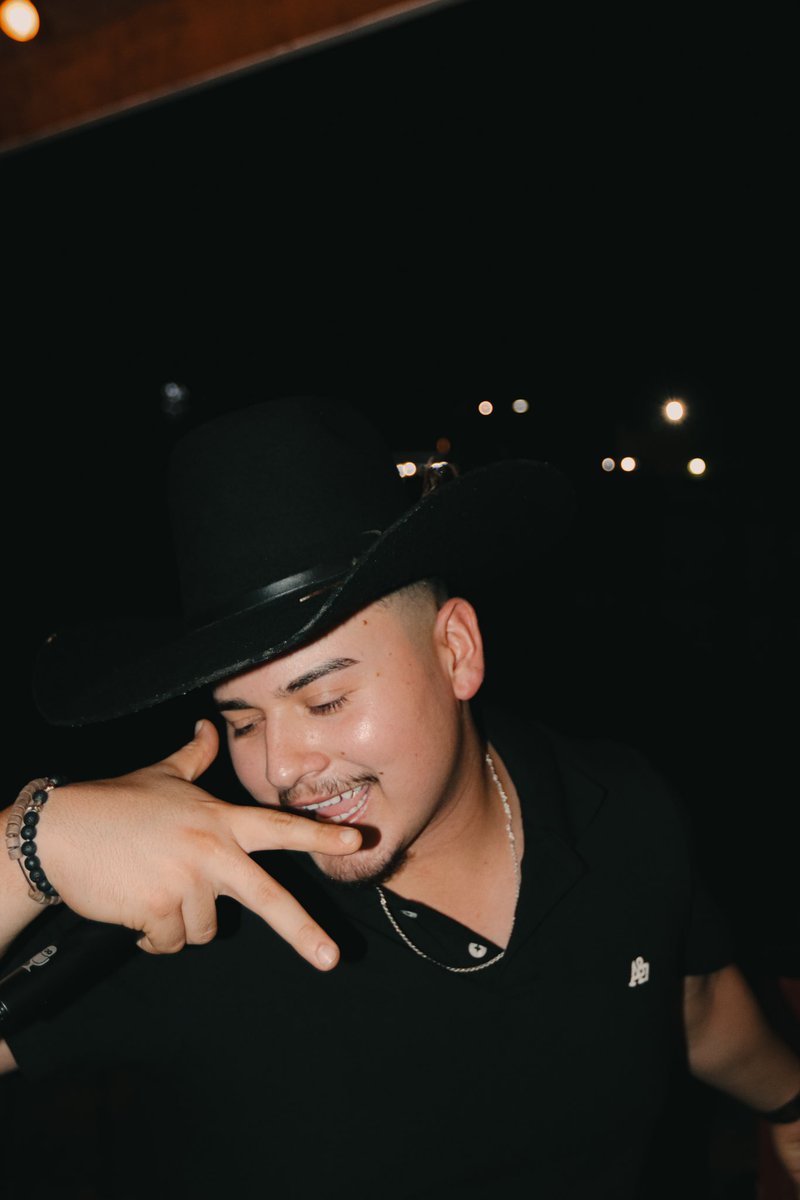 El Muchacho Alegre…