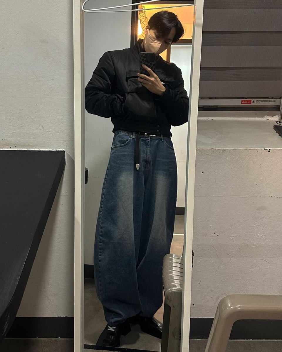 rue†༙ tweet media