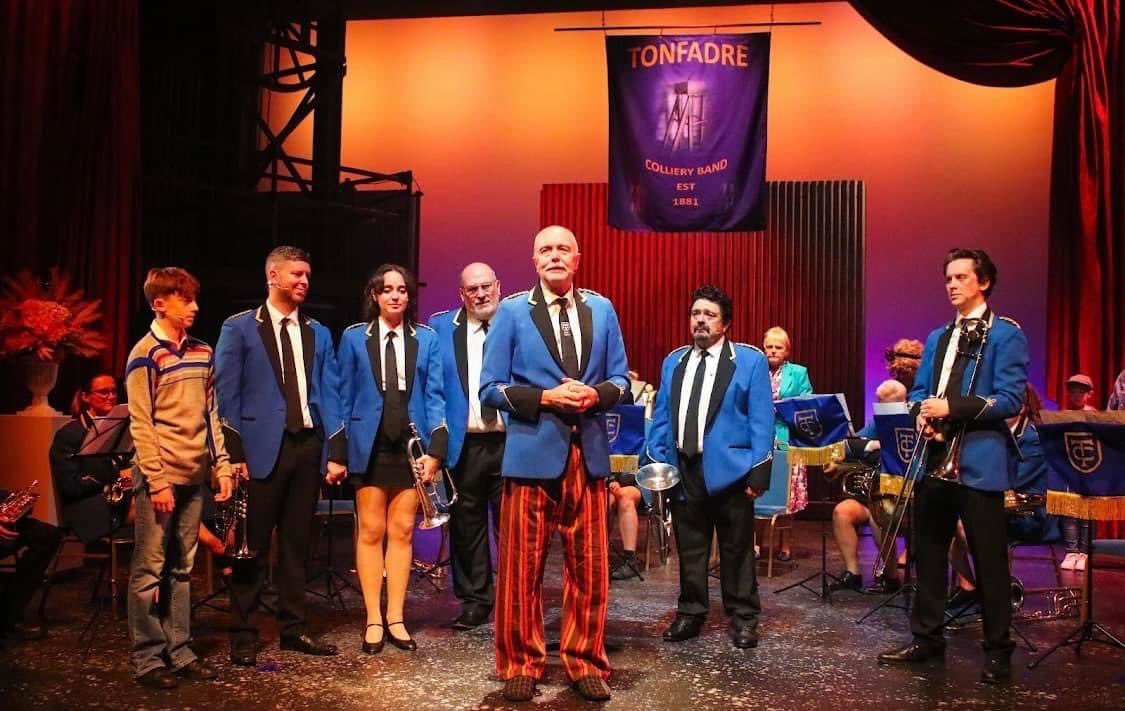 alanrockreviews's tweet photo. My review of #brassedoff at @aberystwytharts has been brought to live by @AberystwythNews π₯°
https://t.co/YnhGAUxaop
#rockreviews #supportthearts π
πΈ Claire Stott https://t.co/zRik3zWSm0
