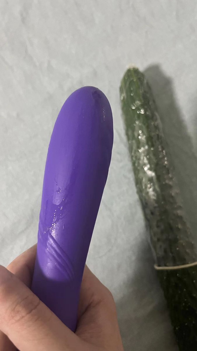 好吃的黄瓜。有人要吗？