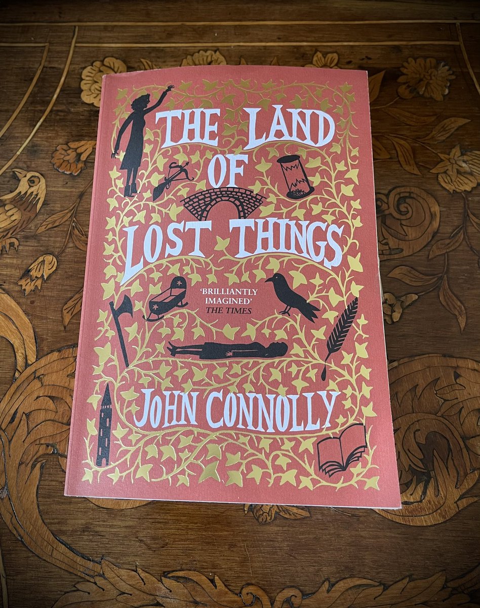 NovelAssistant's tweet photo. @jconnollybooks Thank you John @jconnollybooks for the signed copy of your new book “The Land of Lost Things.” I’ve started reading at 7 am and can’t put it down!!! You had me at… “Twice upon a time…” Amy Mathews #WritingCommmunity #amreading #Ireland https://t.co/ejjMn290yF