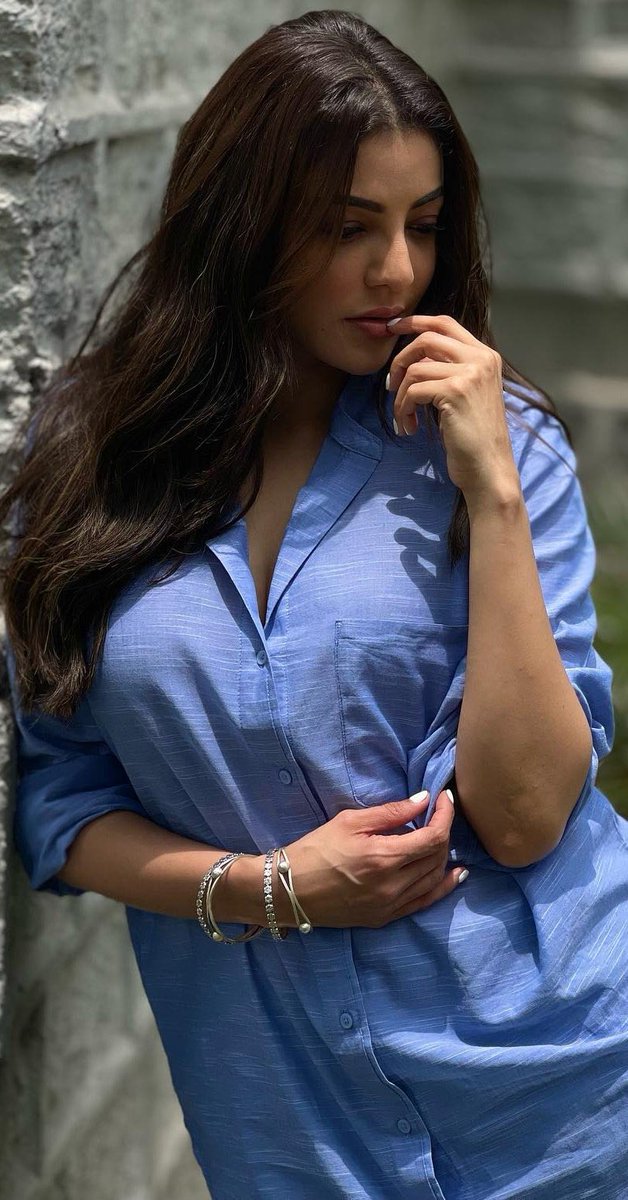 F5F3H4sbMAA-Bu4?format=jpg&name=medium