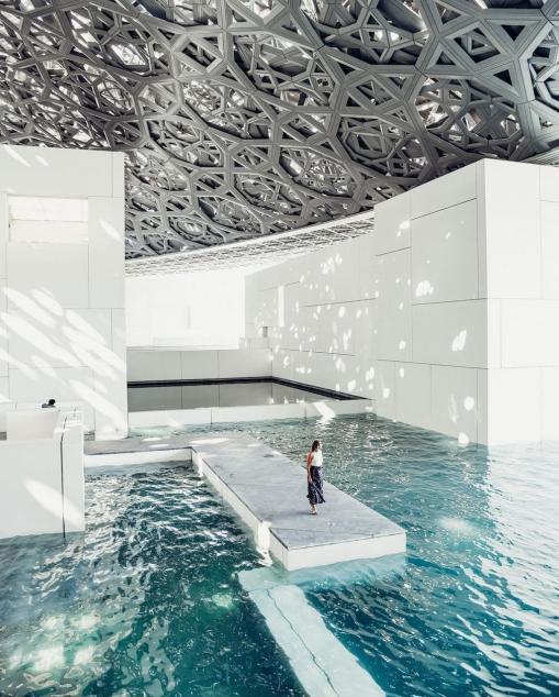 bbu35331's tweet photo. Abu Dhabi Art Museum https://t.co/ti7lFq1lPo