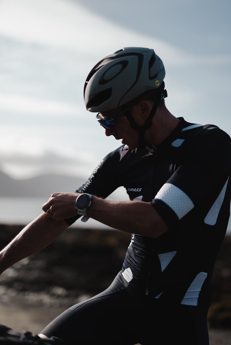 supass_cc's tweet photo. The only jersey left in stock and just 3 units remaining, the pro team aero jersey 🔥

https://t.co/nUYK6AwnRl https://t.co/Ckm1kNv58m