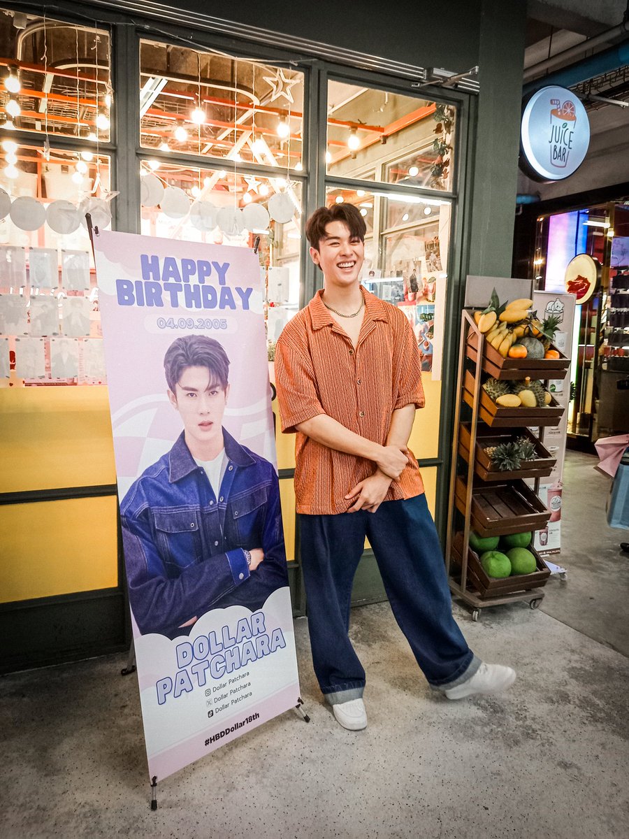 rnamcha_mm's tweet photo. พรุ่งนี้ก็จะอายุ 8 ขวดแล้วนะคั๊บ 🤍
@dollar_patchara

#dollar_patchara https://t.co/8SrqiqHk5Z