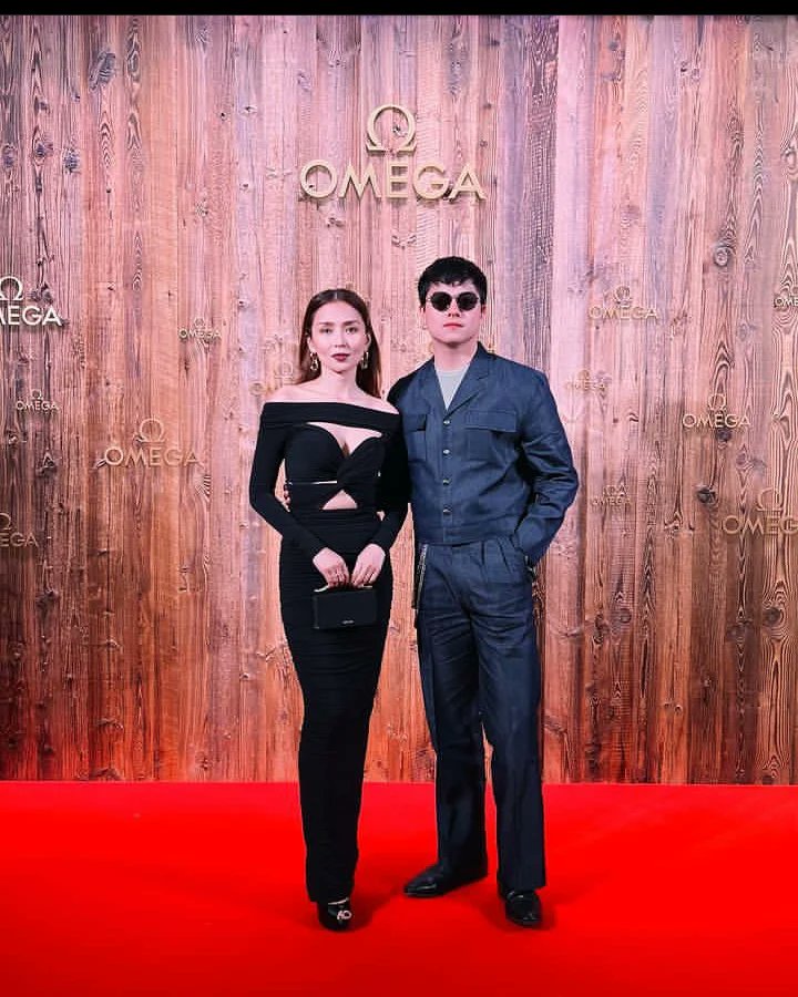 kathniel_ford25's tweet image. The POWER COUPLE 🖤 🔥🔥🔥
Very HOLLYWOOD VIBES 😍✨

@bernardokath @imdanielpadilla #KathNielXOmega #OmegaEuropeanMasters 

📸 @lofficielph igs;