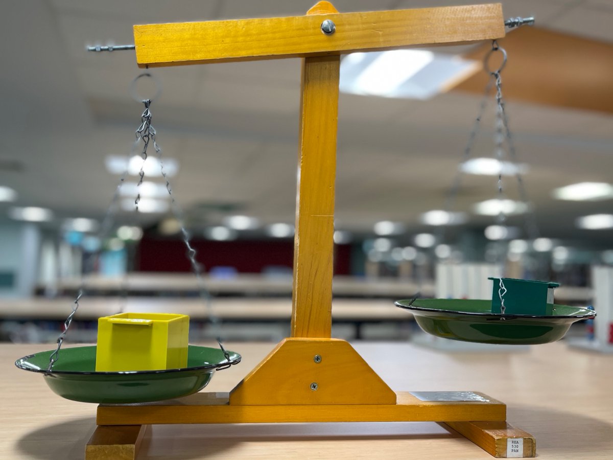 monashunilib's tweet photo. 👨 Father, the eternal equilibrium of wisdom.
⚖️ Scale is available for borrowing from #PeninsulaLibrary
#AsWiseAs #OurFather #RespectHim #HisWisdom #DaddyLife #FatherLife #SundayMusing #LoveYourLibrary #MonashUni #MonashExperience #MonashLife #UniStudent #UniExperience https://t.co/Sh4RKU4SvG