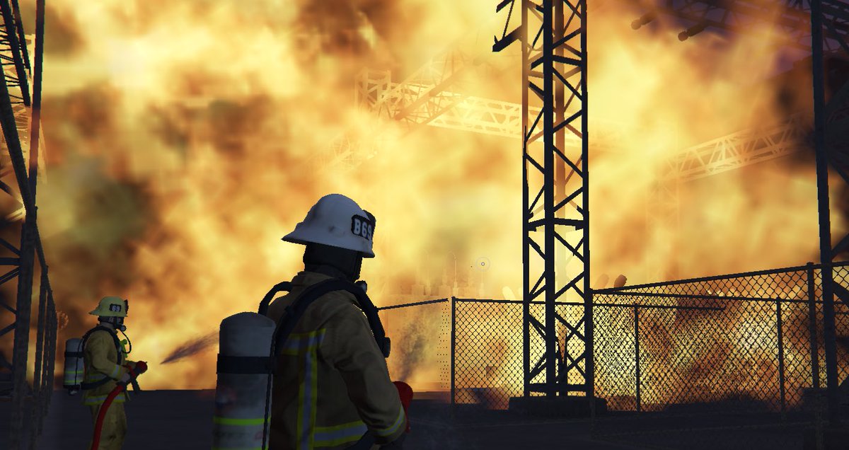 NightOfDesireRP's tweet image. 🔥 Ein #Großbrand an der Power Station ( Stromwerk) verursachte ein Riesigen Stromausfall in Gesamt Los Santos. Nach Stundenlanger Löscharbeit des #LSFD beruhigte sich die Lage erst gegen 22 Uhr. 🔥
#GTARP #FiveM #Feuerwehr #gaming
