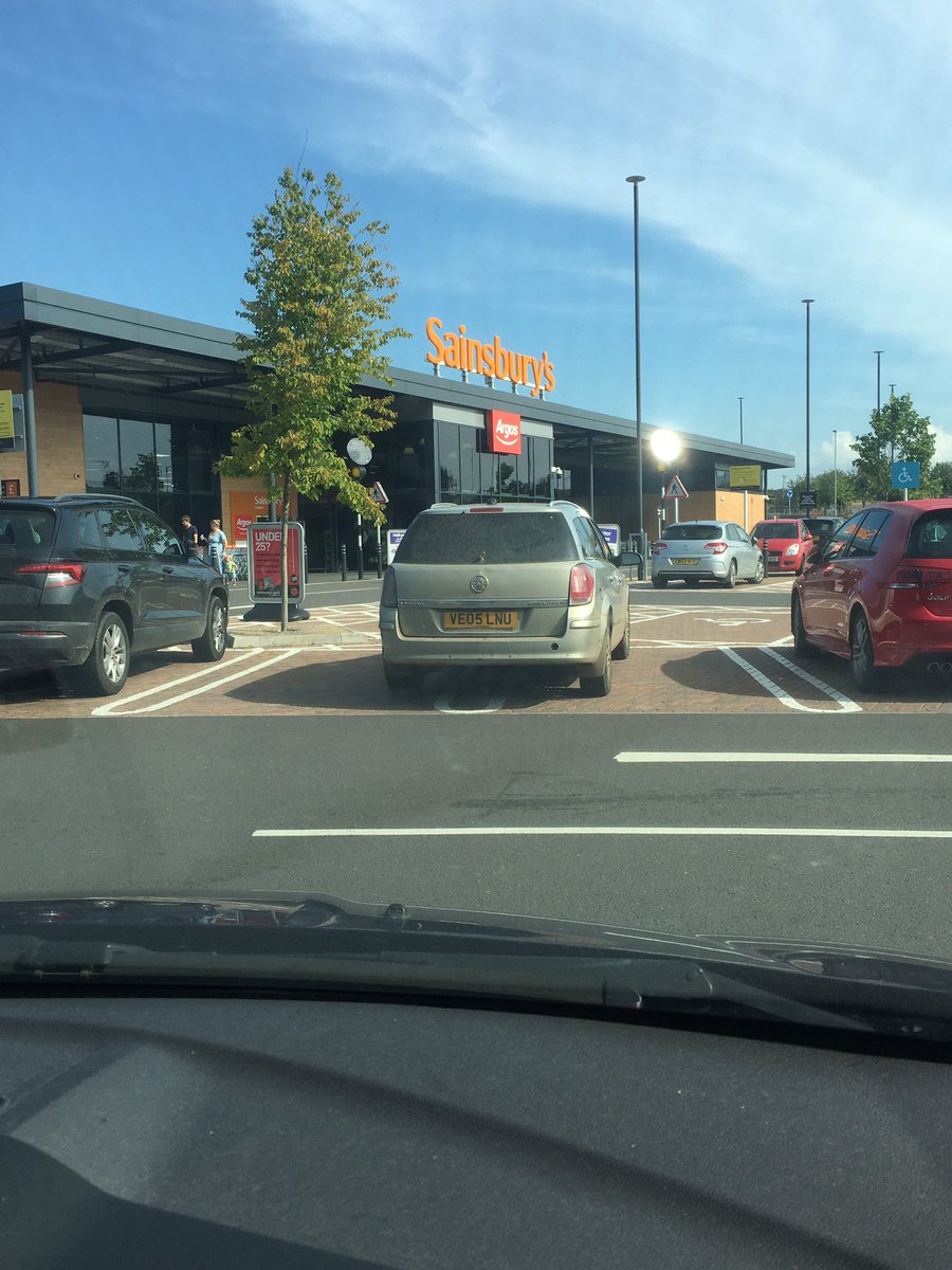 Luke Teece tweet media