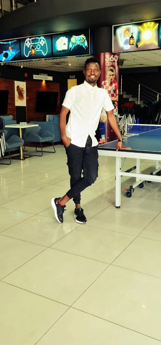 نشتاق كثيرا