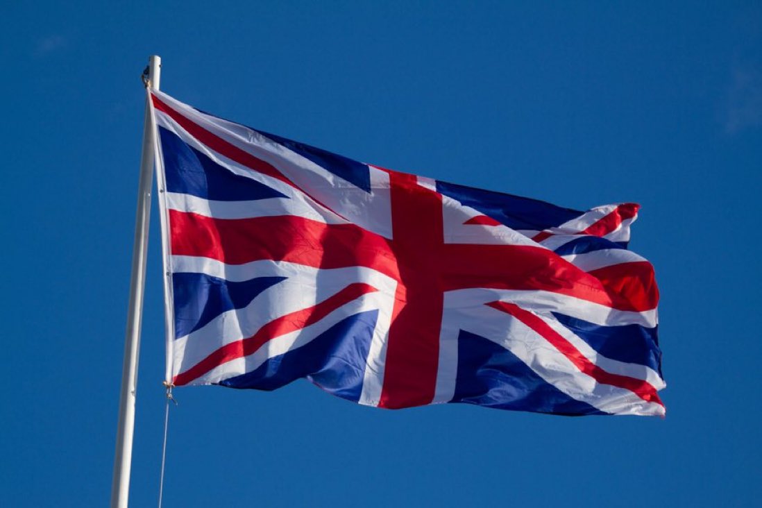 benonwine's tweet image. The Union Jack should fly above every school, college and university, every city and town hall, every public building and at all airports and seaports in the UK. Proudly.

Who Agrees? 🇬🇧
