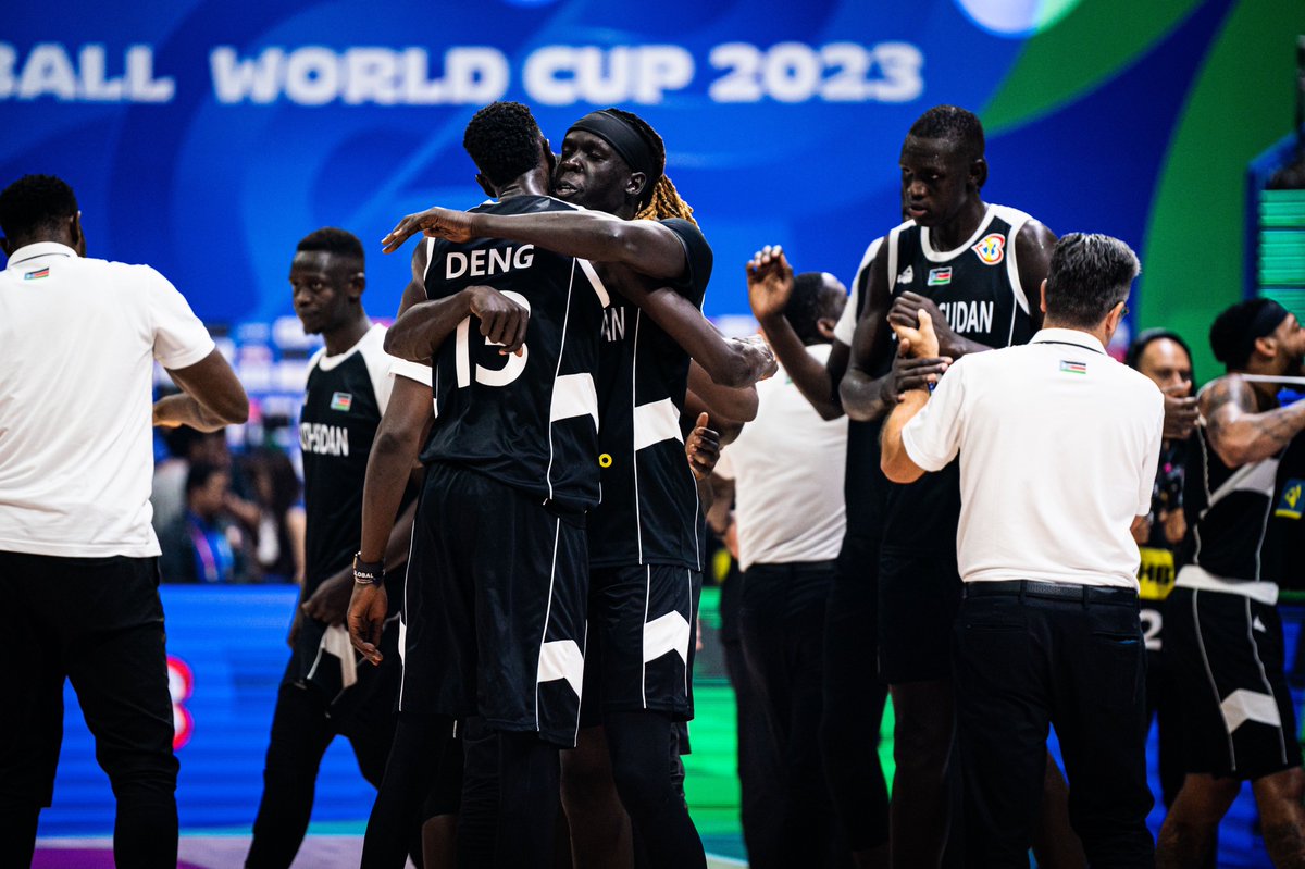 SSBFed's tweet photo. 🇸🇸 Best team in Africa ✅
🇸🇸 Olympics 2024 ✅
🇸🇸 Olympics on 1st try ✅

✍️ HISTORY!!!

#WinForSouthSudan 🇸🇸 https://t.co/HQ6EWT8M5D