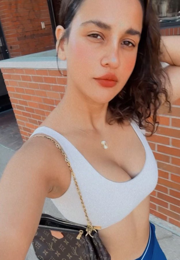 F5FEh9EW4AA_QIo?format=jpg&name=900x900