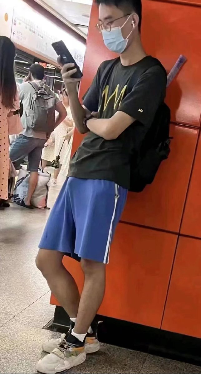 偶遇一个帅哥，长的感觉还好，主要东西大，这款有人喜欢的吗？