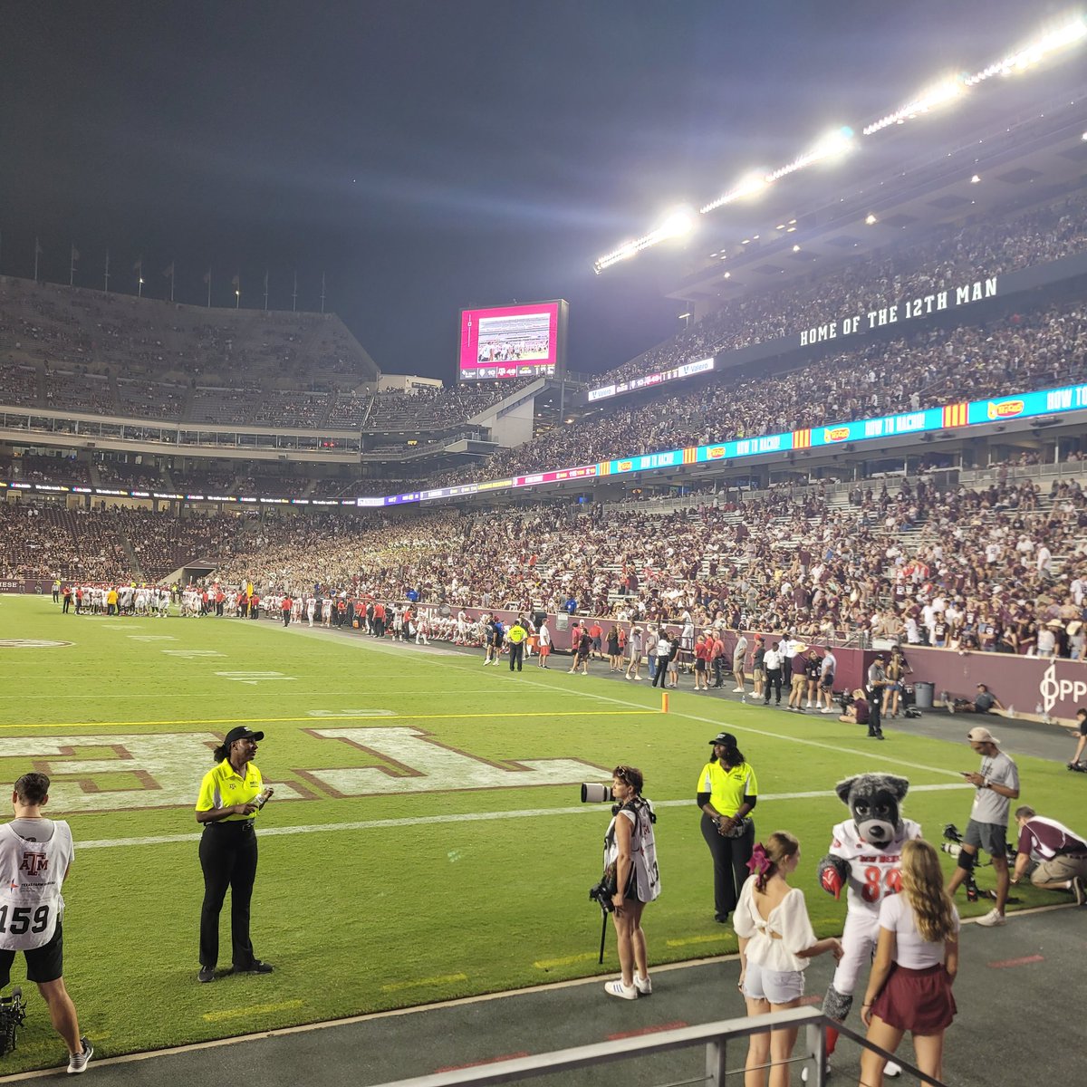 CharleySheep's tweet photo. This is pretty cool... 3 of these pictures were taken by my Grandpaw sometime around 1960, when he went to school here. My mom then went here in the 90s, and tonight, I finally got to experience my first Aggie game as part of the 12th Man. 😊
Tradition transcends time. 👍 https://t.co/1ShPFQZCTw