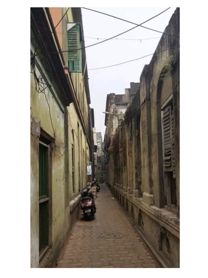 #kolkataarchitecture
#streetstories
#kolkatalanes
#streetphotography 
#kolkatastreetphotography 
#indiastreetphotography 
#windowphotography
#doorphotography 
#kolkataphotography
#indiaphotography
#oldkolkata 
#northkolkata
#kolkataclicks
#aestheticphotography
#aesthetickolkata