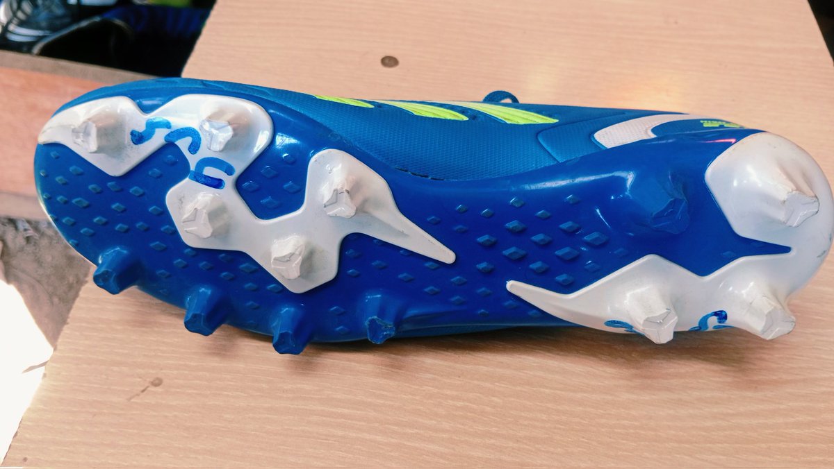 kickMasters_'s tweet photo. When Game Gets Tough Use This Super Extra Ordinary Goat Boots. For Kings and Queens Only💥
Dm @kickMasters_ 
WhatsApp No 0797157306
Messi Martha Getafe #ARSMUN Drogba Black Poch Israel Inbox Noise Arsenal vs Manchester United Sugar Thika Ferguson Nairobi #MamboNiMatatu #famemma19 https://t.co/jscBWd40qo