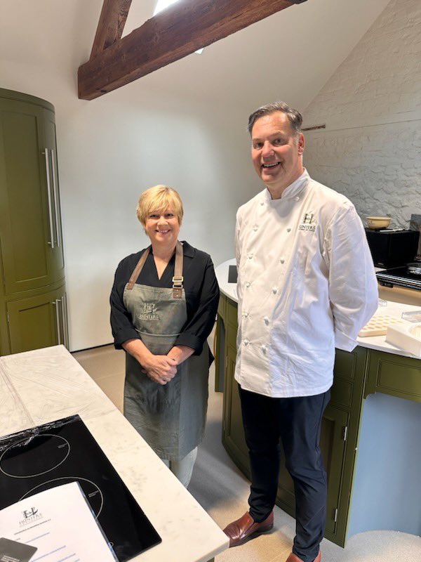 plantocook's tweet photo. Fabulous class yesterday making chocolates at Hunters chocolates in North Norfolk. Learnt lots of new skills and helpful tips from Gary I’m definitely going back for another one in November. A very happy customer https://t.co/UuKCkWf850