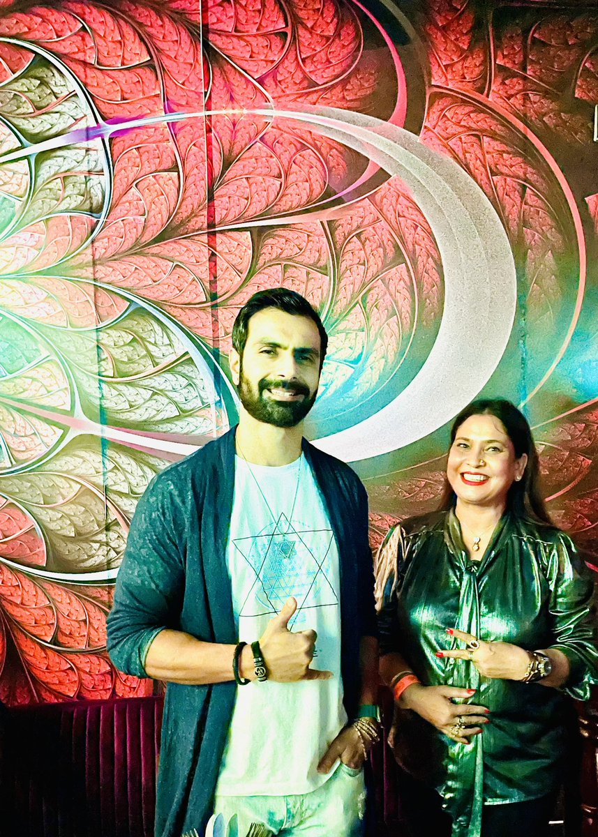 mukta_pathak's tweet photo. With @AshmitPatel #bhopal https://t.co/ce3vQpeN4T