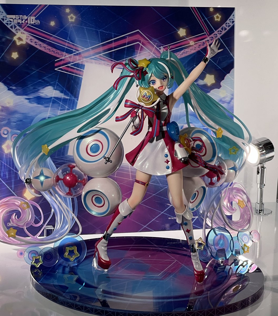 初音ミク ,magical_mirai_miku 「去年のマジミラミクさん、サイバーポップで過去一デザイン好きなんや...( ˘˘ 」|古鉄@ニコ超両日行きますのイラスト