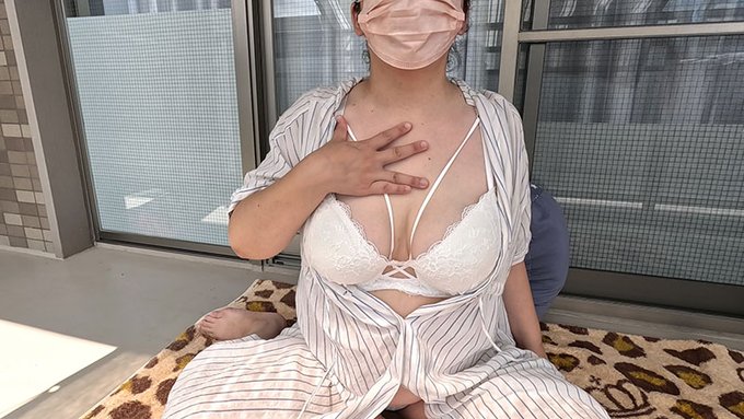 【新作動画】ファンクラブにて公開＆販売中!! 興味がある方は是非！       ❤ベランダオナニーが気持ちよくて興奮する人妻❤ #人妻 #巨乳 #パイパン #オナニー #素人  https://t.co/HVKhAQuIYU<a href="/tag/%E4%BA%BA%E5%A6%BB"class="tags">#人妻</a><a href="/tag/%E5%B7%A8%E4%B9%B3"class="tags"><span>#巨乳</span></a><a href="/tag/%E3%83%91%E3%82%A4%E3%83%91%E3%83%B3"class="tags"><span>#パイパン</span></a><a href="/tag/%E3%82%AA%E3%83%8A%E3%83%8B%E3%83%BC"class="tags"><span>#オナニー</span></a><a href="/tag/%E7%B4%A0%E4%BA%BA"class="tags"><span>#素人</span></a>