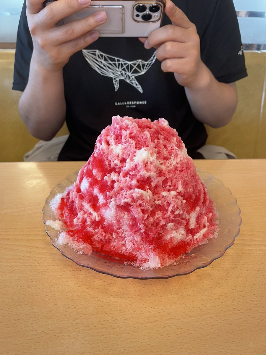 SUGAAAAAARMY's tweet photo. 韓国くん。175cmガッチリ体型可愛いお顔で日本語ペラペラ。甘い時間を過ごさせて頂きました。はい、好きです。とにかくずーっとラブラブする感じ、新鮮でした。来週からアメリカに2ヶ月間出張だって。耐えれるかな、、🥲 https://t.co/YTtIo8tt0m