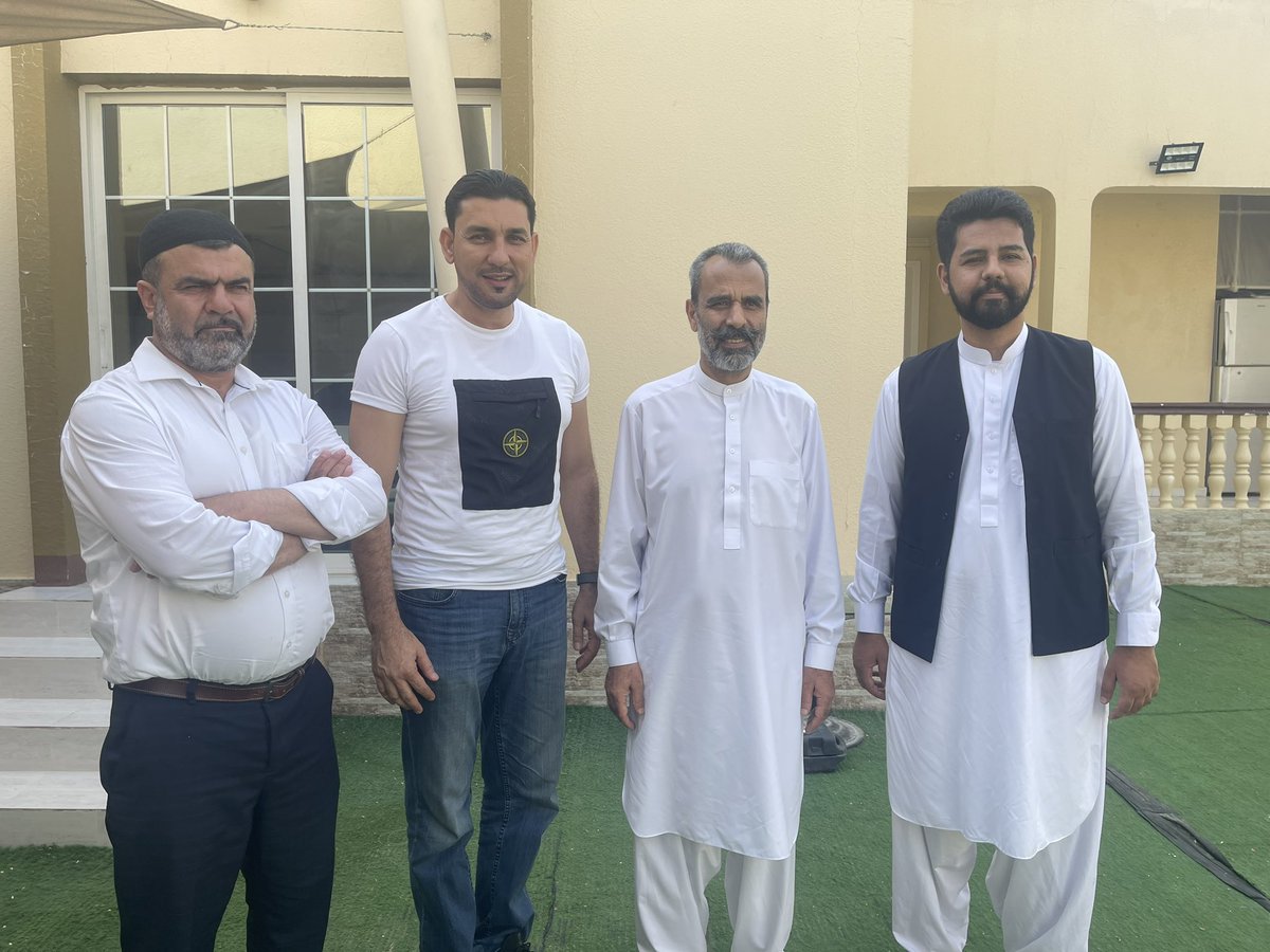 Ajmalhasas786's tweet photo. دا مهمه ده چې په یاد ولرئ چې د ویشلو او واکمنۍ د تاکتیکونو مخنیوی د ټولنې د ټولو سکتورونو ګډې هڅې ته اړتیا لري. د یو پیاوړي، متحد او انعطاف منونکي ملت جوړول د افغان ولس او د هغوی د رهبرانو وخت او دوامداره ژمنې ته اړتیا لري. https://t.co/eftRJ52KSh