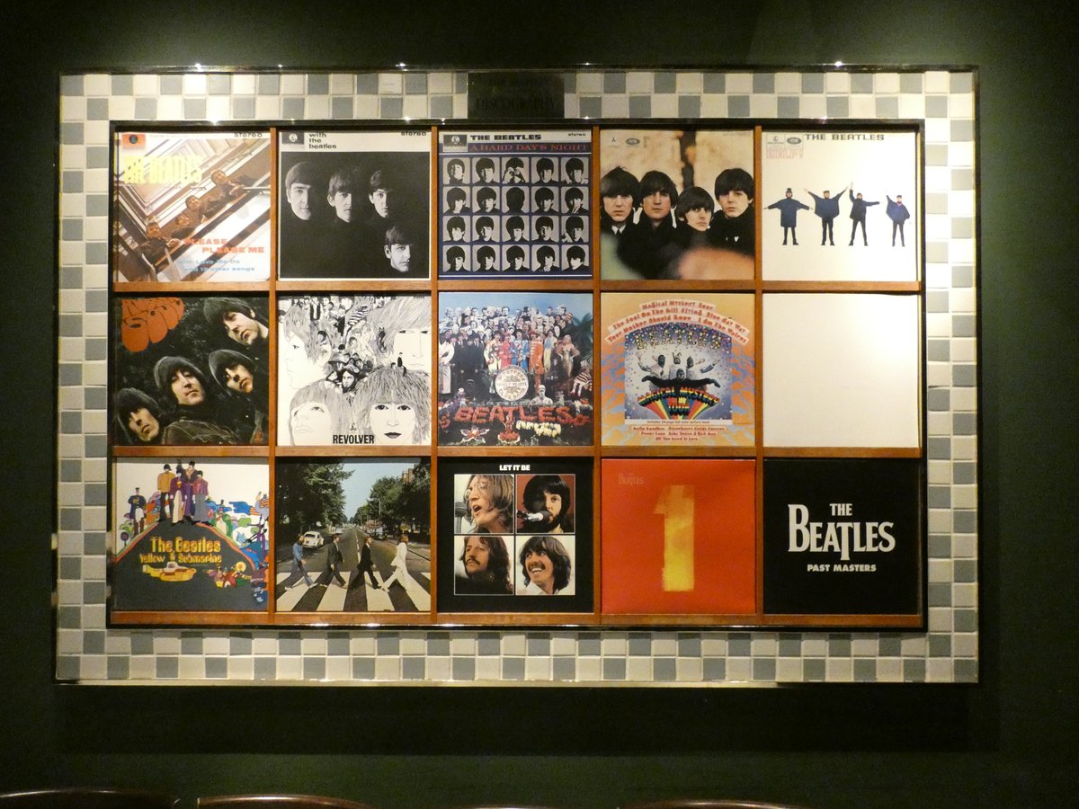 AbbeyRoad_tokyo's tweet photo. Happy Sunday, The Beatles fans! The Beatles tribute band 'The River Birds' will see you tonight at Abbey Road Tokyo! Don't miss it if you’re around.
Door 4PM Show 5PM 4sets of The River Birds
#TheBeatles #AbbeyRoadTokyo #liverestaurant #tokyo #roppongi https://t.co/3TPw2es0xx