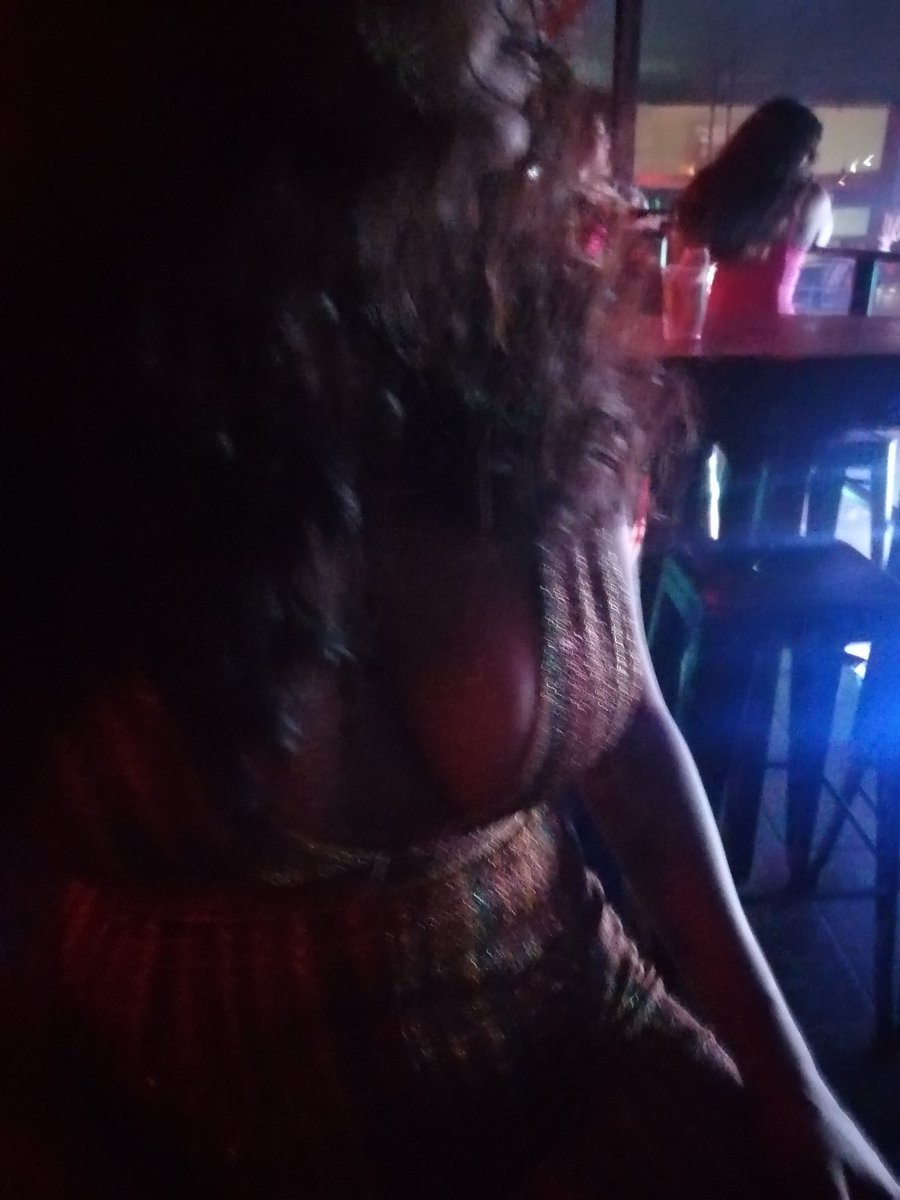 nenaypapi's tweet photo. Quien en like dorada https://t.co/YCfEo6GS0i