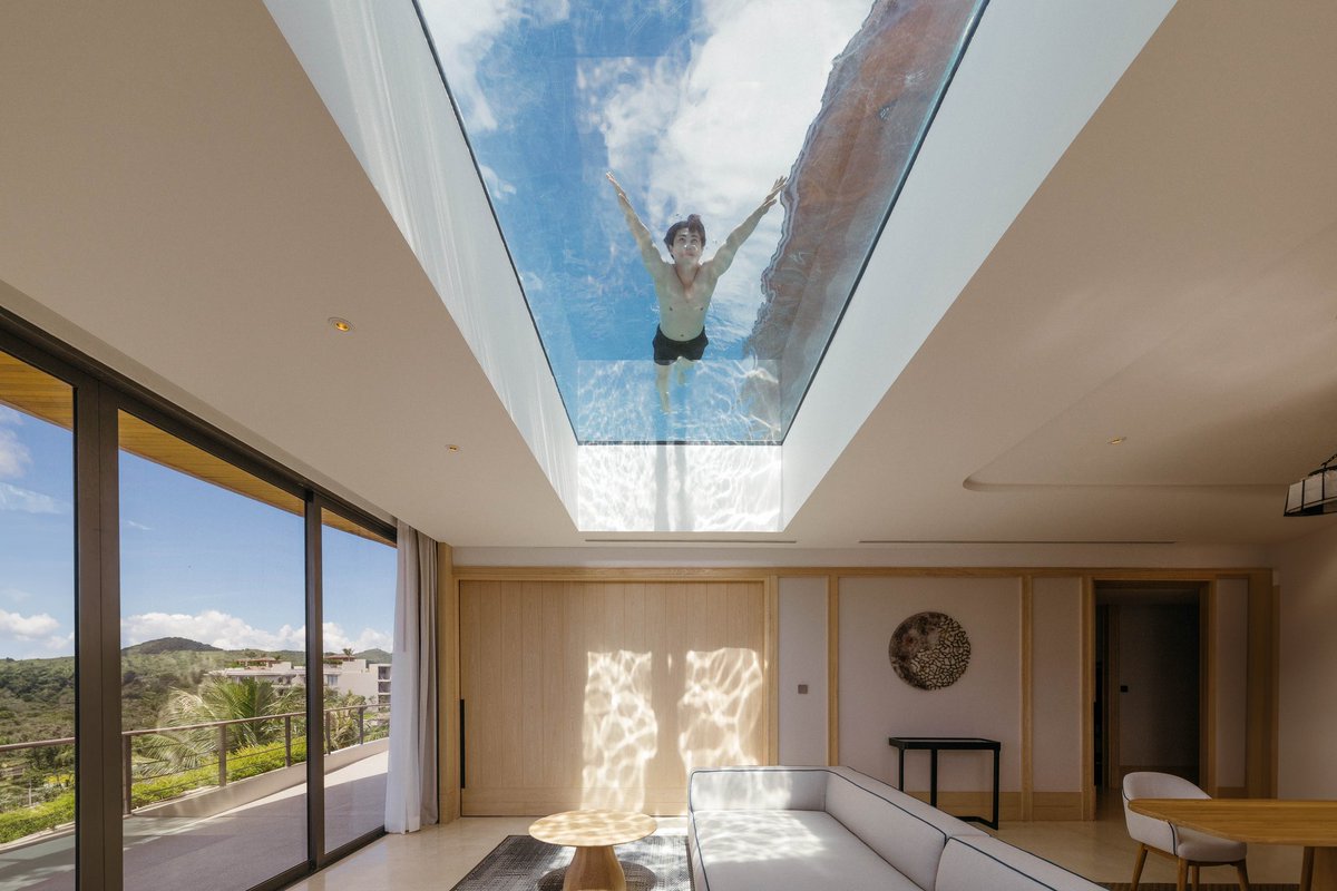 ไปนอนโรงแรมอนันตรา ที่เพิ่งเปิดใหม่แห่งล่าสุดของประเทศไทยมา ไปนอนมา 4 วัน 3 คืน บอกเลยว่าอยากอยู่ต่ออีกซัก 10 วัน มันคือสมคำเคลมว่าเป็นรีสอร์ตจริงๆ สวย สงบ วิวหลักล้านที่ล้านจริงๆ เราพักห้อง penthouse แพงนะ แต่โคตรดี ดีมากๆมี butler ให้ 1 คน เราลงรูปเพิ่มไว้ให้ในเพจ KIN’S นะ