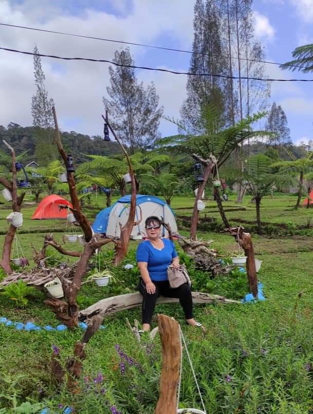 model_cabul's tweet photo. Enaknya kalau camping di tepi danau begini berdua sama kamu say. https://t.co/bo301XUKgb