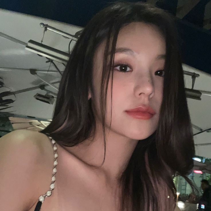 [ day (?) finding moots~]

 hii I'm aela and I'm looking for interactive #moots !

— she/her , '07
— not new to #stantwt
—new to #studytwt
— nwjns, lsrfm, enha, ive, itzy, svt, txt
— any fandom is welcome !

♡ / ↺ are appreciated ; to spread ^^
help me gain more moots! 🪷