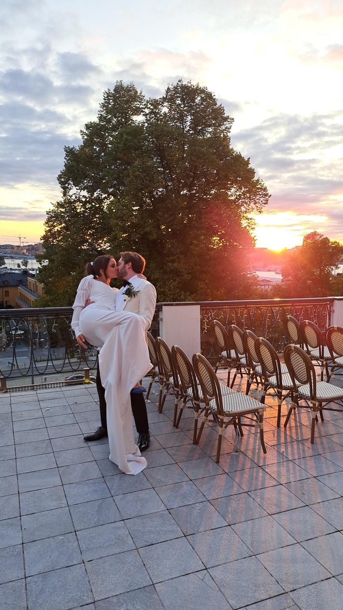 Marie Bustgaard tweet media