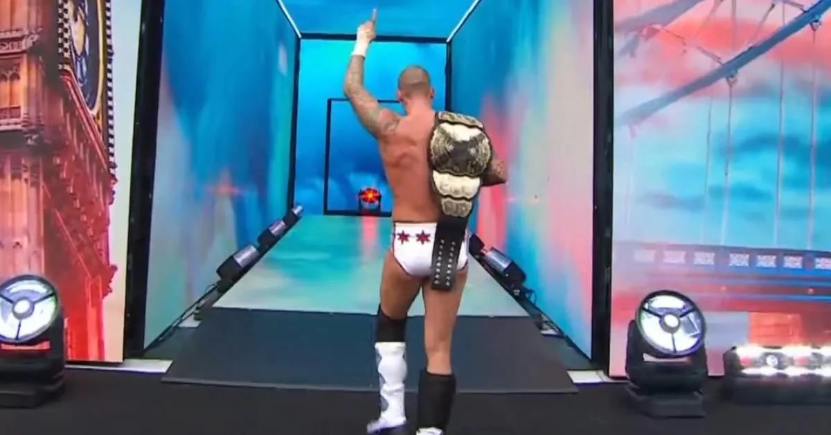 EdgeSuperBeast's tweet image. #CMPunk viré de #AEW ! Il était devenu trop toxique, trop de drama autour de lui... salut l'artiste ! #CMPunkFired