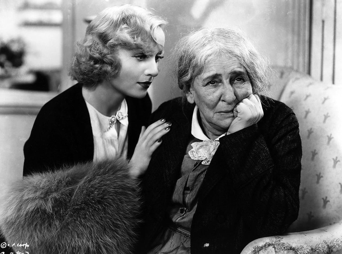 FrankMalfitano's tweet photo. FILM OF THE DAY: 2 of the #1930s most loved actresses #CaroleLombard & #MayRobson team up in enjoyable 1934 #comedydrama about fan dancer who takes in elderly bag lady (& former actress) as publicity stunt with inevitable complications ensuing, with #WalterConnolly fun as always https://t.co/KWaZDApsxU