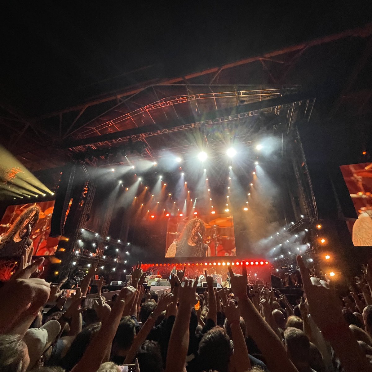 FooFightersUK's tweet image. 1 year ago today, Taylor Hawkins Tribute Concert @wembleystadium 🖤