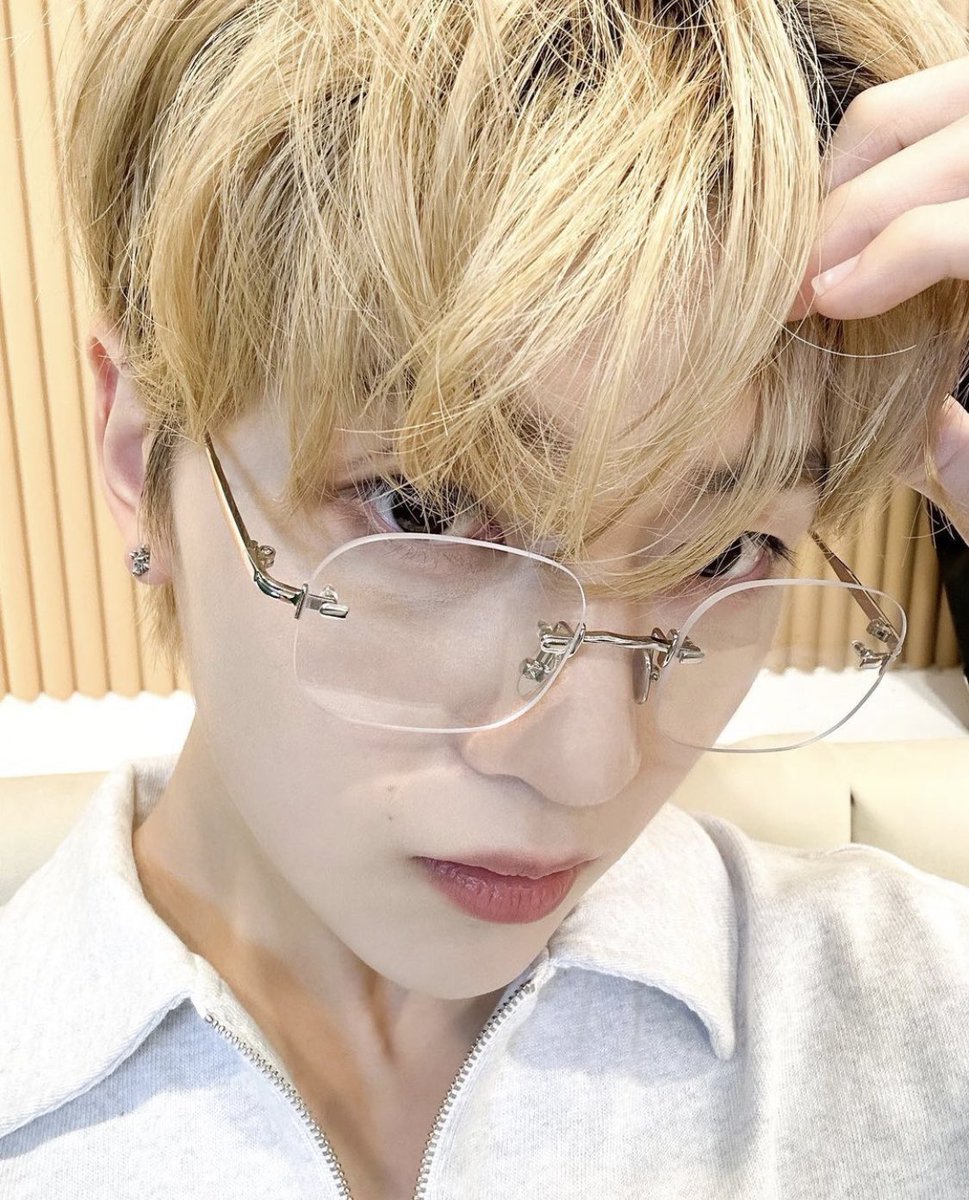 nyangmatchu's tweet photo. ZB1 Instagram updates #SeokMatthew https://t.co/JsrwTZKZZ3