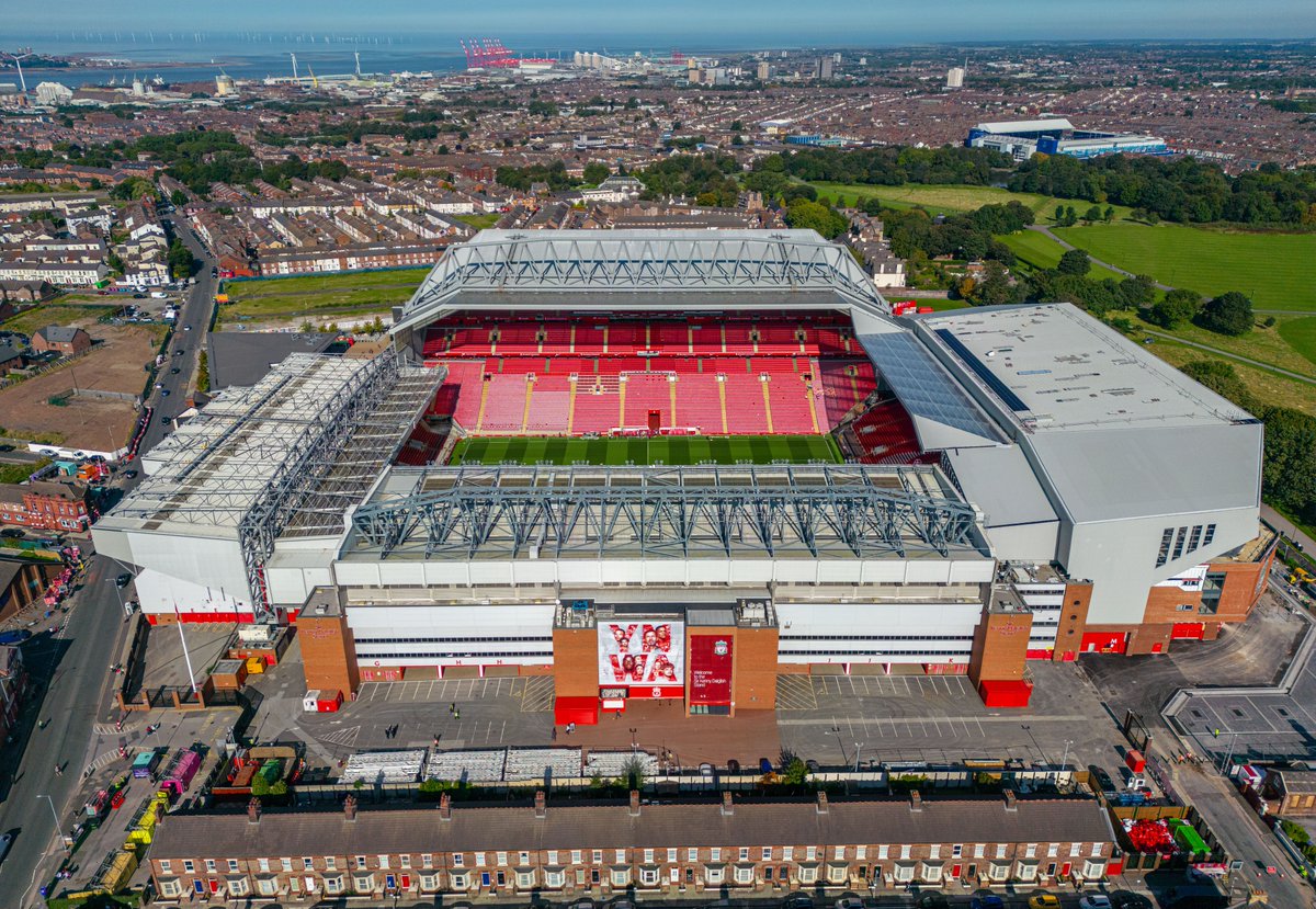 Anfield is set for #LIVAVL ☀