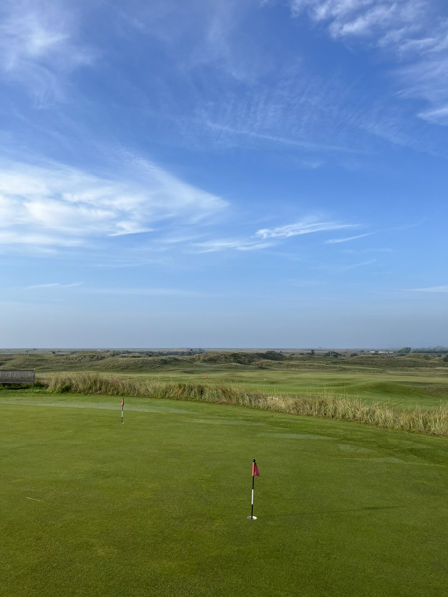 Congratulations to Chris Dale for winning the 2023 Club Championship with a score of 146 (70-76) 

Also well done to Robert Taggart who won The Sussex Jug with a Nett score of 140 (69-71)

Well played to you both 👍🏌️‍♂️

#ryegolfclub #linksgolf #clubchamp